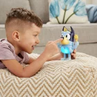 Muévete con Bluey de VTech juguete interactivo con música, movimiento y actividades educativas de Bluey