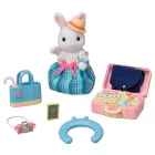 Set Viaje Fin de Semana Sylvanian Families accesorios de viaje para crear escapadas familiares y juego simbólico
