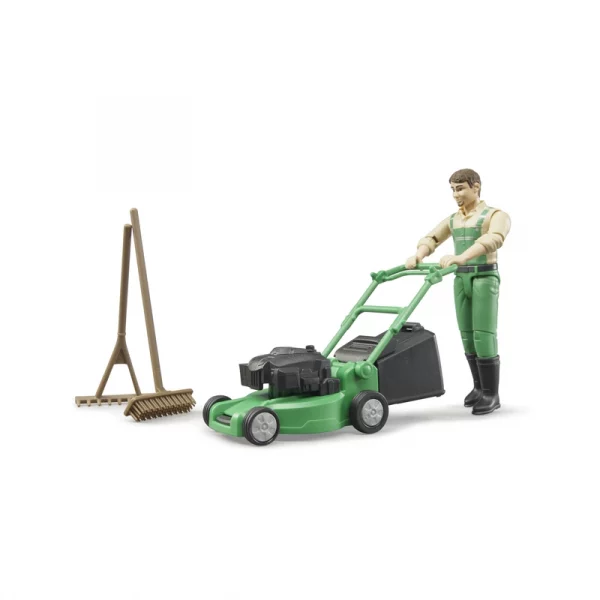 Figura articulada de jardinero Bruder con cortacésped y herramientas para cuidar el jardín.