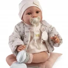 Muñeca Recién Nacida Erika Bomber de Antonio Juan sentada, de 42 cm, con cuerpo blandito, tacto especial y ropa de estilo urbano.
