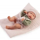 Muñeca Baby Toneta Pana de Antonio Juan acostada, de 33 cm, con cuerpo de vinilo sexuado y tacto especial.