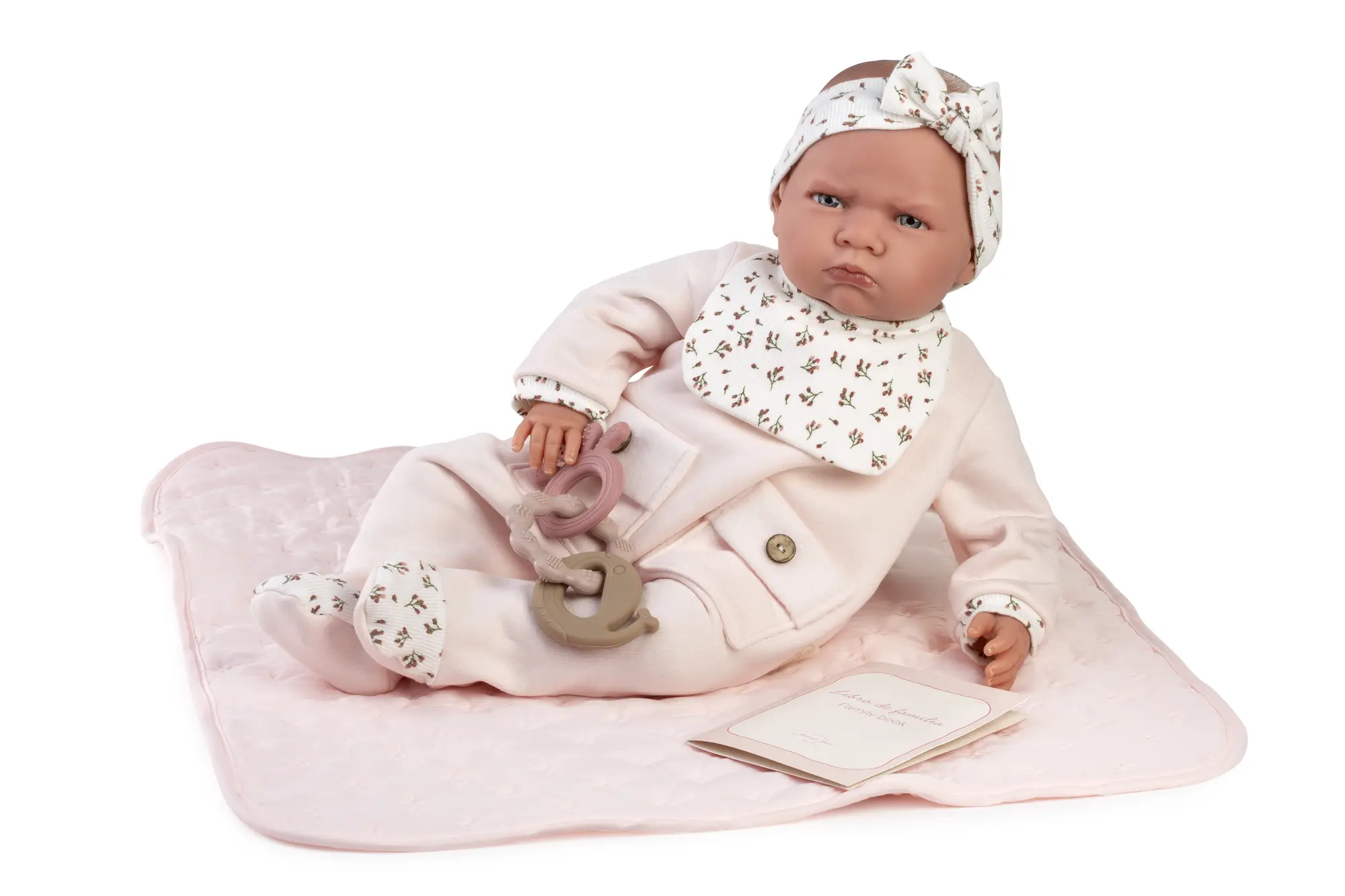 Muñeca Mi Primer Reborn Berta Manta Acolchada de Antonio Juan semiacostada, de 52 cm, con cuerpo blandito y tacto especial