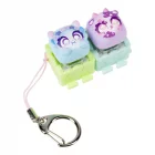 Dos personajes Clickeez Pack Doble Serie 3 de Bizak en tonos azul, verde y morado con llavero.
